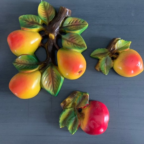 Vintage retro chalk fruit 3-pc set. - Picture 1 of 6